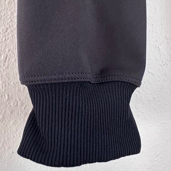 Lululemon Stretch High-Rise Jogger, Full Length, 28" Inseam, Black, Size 8 - Picture 10 of 11